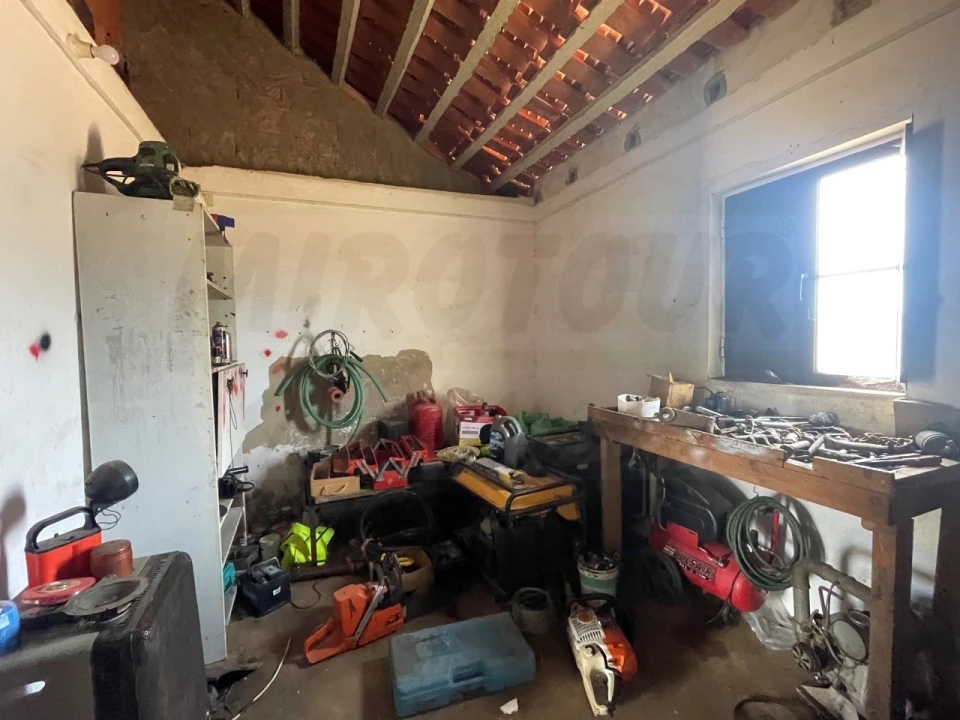 Quinta T3 para Venda em Abela Foto 28