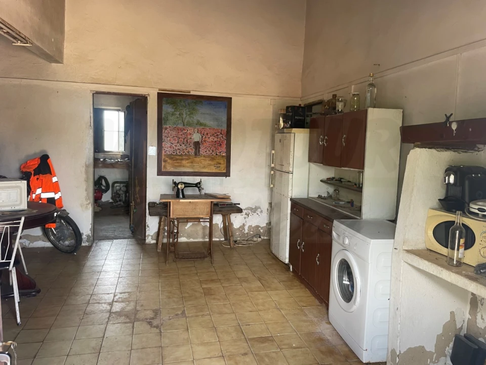 Quinta T3 para Venda em Abela Foto 35