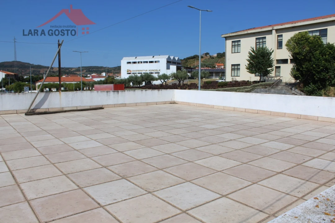 Moradia T4 para Venda em Macedo de Cavaleiros Foto 38