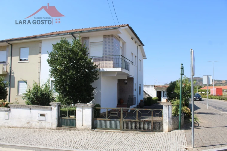 Moradia T4 para Venda em Macedo de Cavaleiros Foto 2