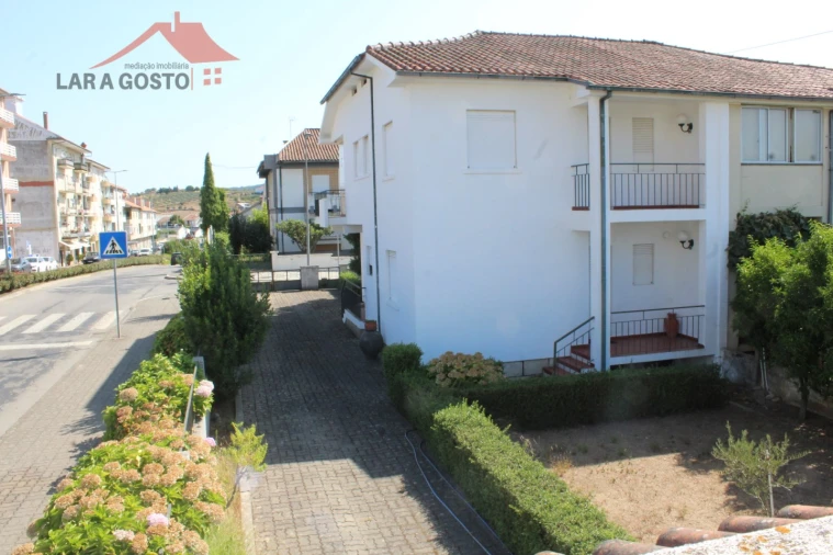 Moradia T4 para Venda em Macedo de Cavaleiros Foto 1