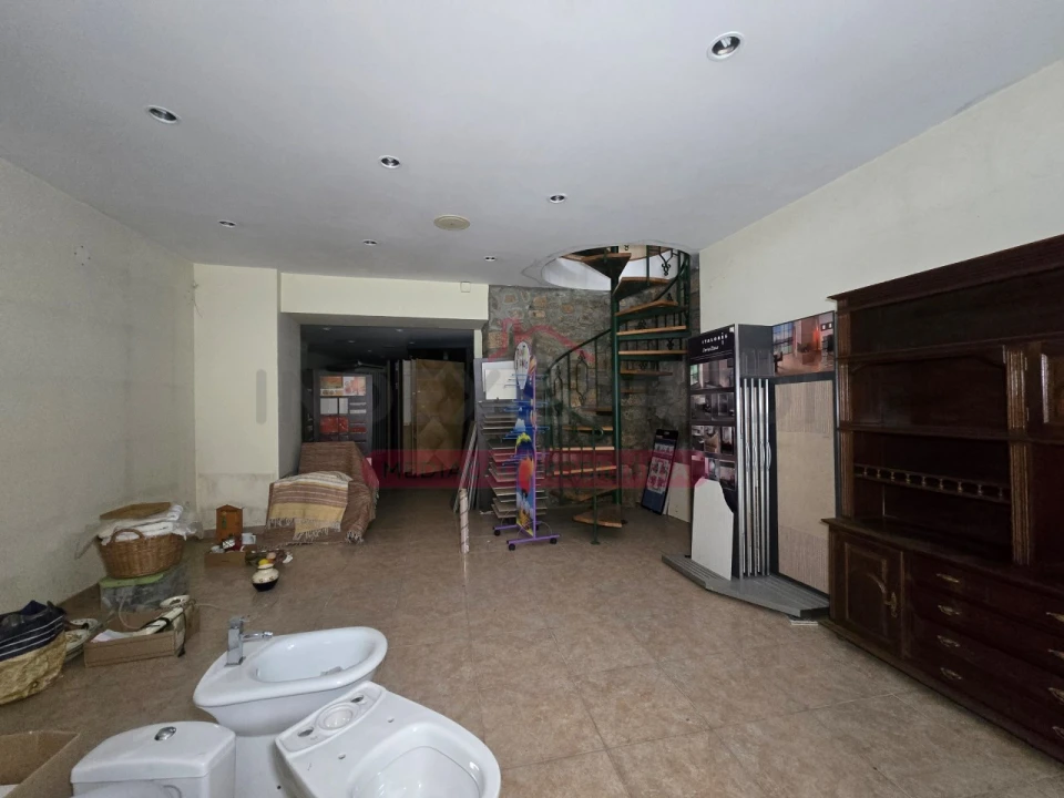 Prédio para Venda em Guarda Foto 4