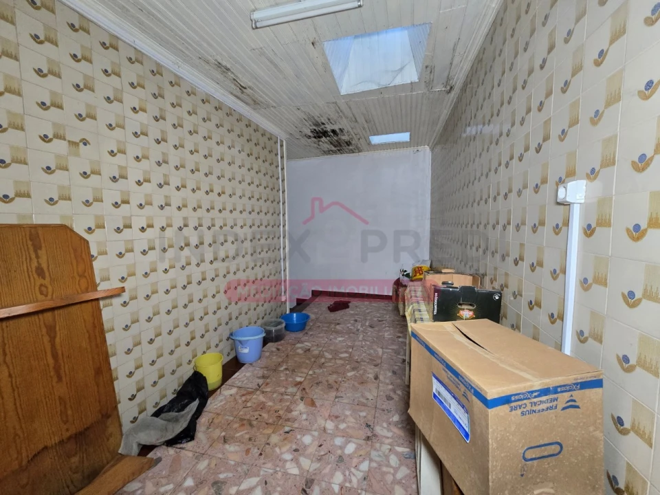 Prédio para Venda em Guarda Foto 48