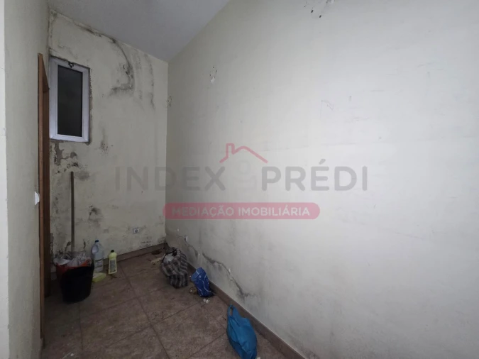 Prédio para Venda em Guarda Foto 9