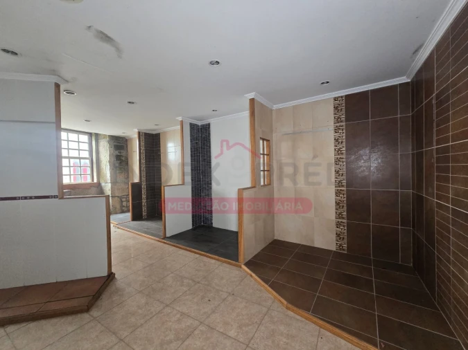 Prédio para Venda em Guarda Foto 16