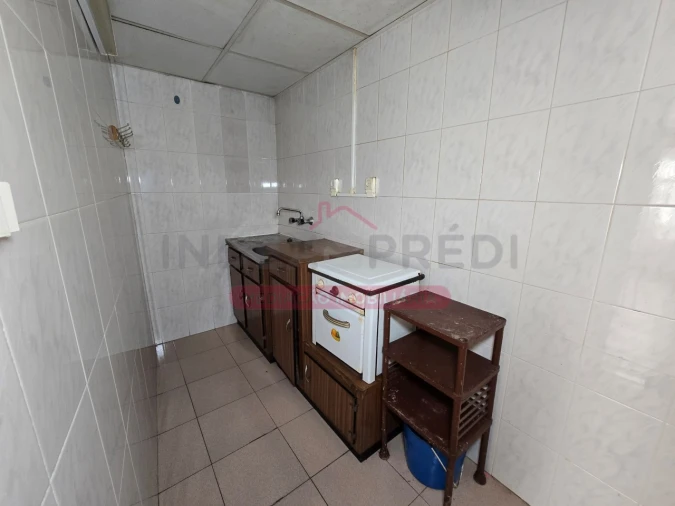 Prédio para Venda em Guarda Foto 22