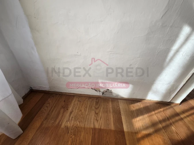 Prédio para Venda em Guarda Foto 30