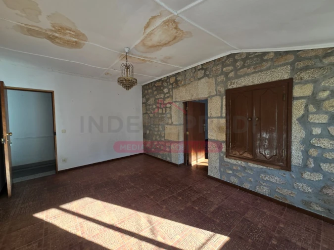 Prédio para Venda em Guarda Foto 36