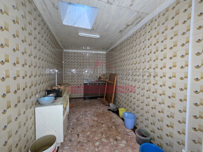 Prédio para Venda em Guarda Foto 45