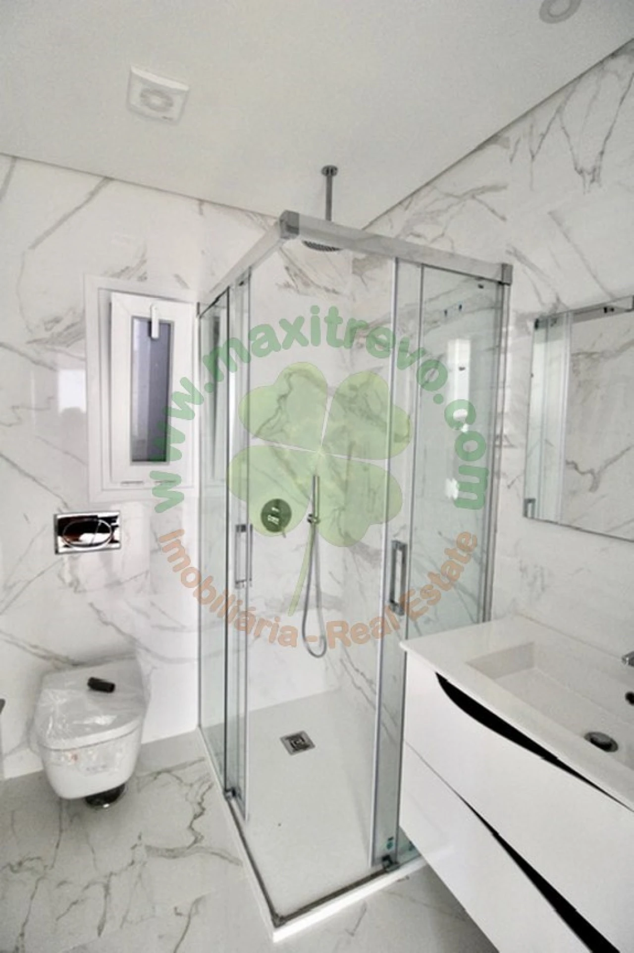 Moradia T4 para Venda em Charneca de Caparica e Sobreda Foto 13