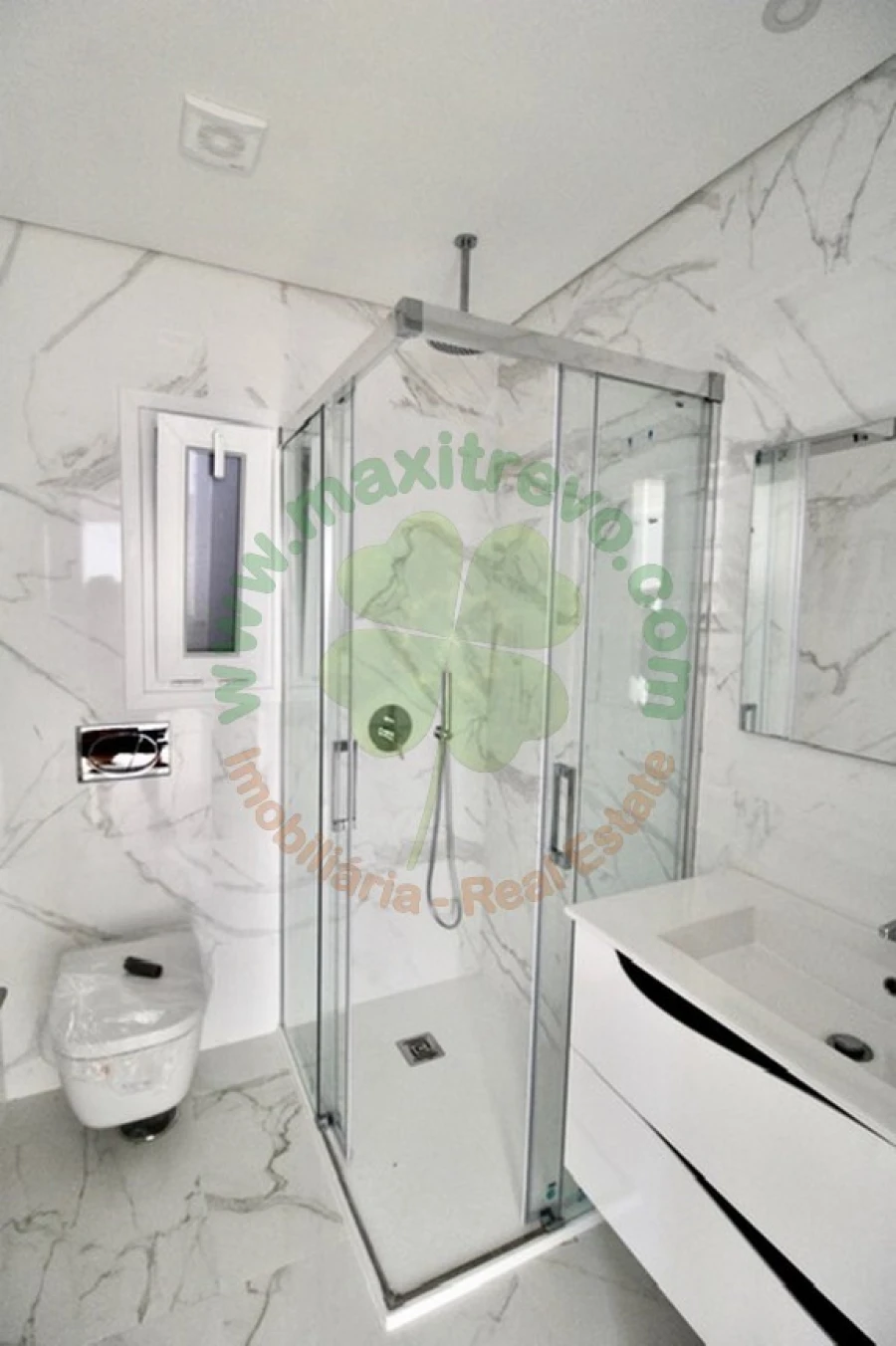 Moradia T4 para Venda em Charneca de Caparica e Sobreda Foto 13