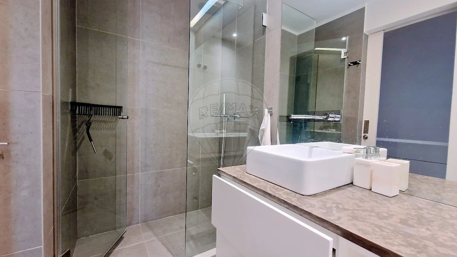 Apartamento T2 para Arrendamento em Arroios Foto 17