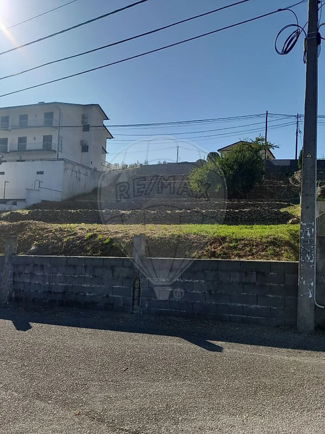 Terreno para Venda em Macieira de Cambra Foto 1