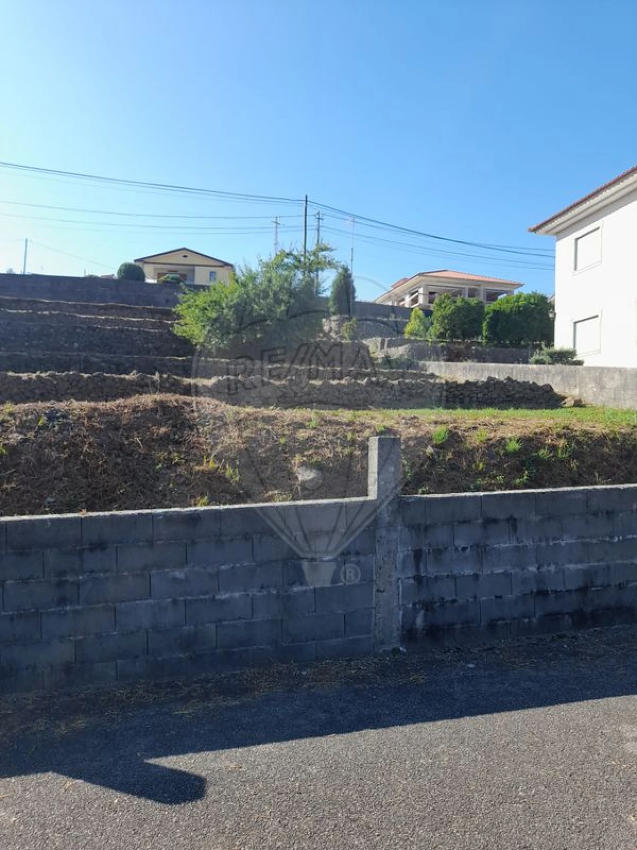 Terreno para Venda em Macieira de Cambra Foto 3