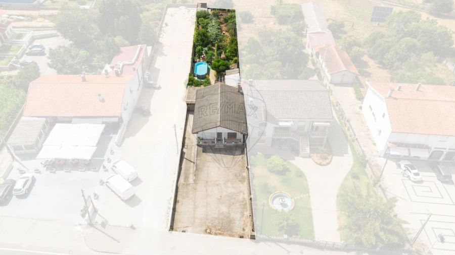 Moradia T3 para Venda em Branca Foto 6