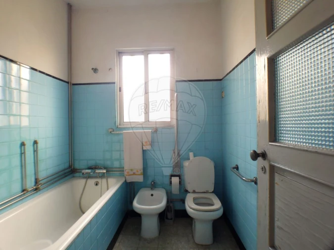 Moradia T4 para Venda em Argoncilhe Foto 14