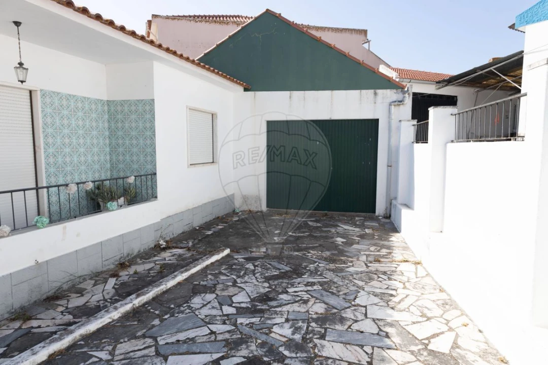 Moradia T3 para Venda em Vila Nova da Rainha Foto 40