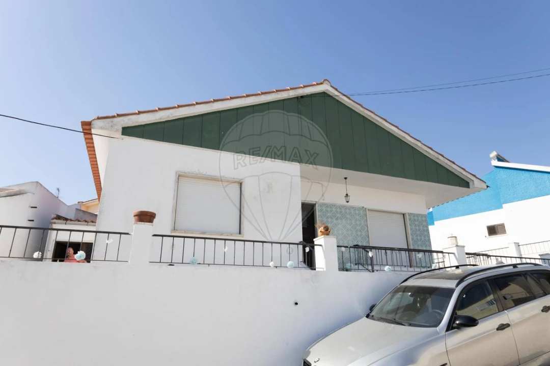 Moradia T3 para Venda em Vila Nova da Rainha Foto 41