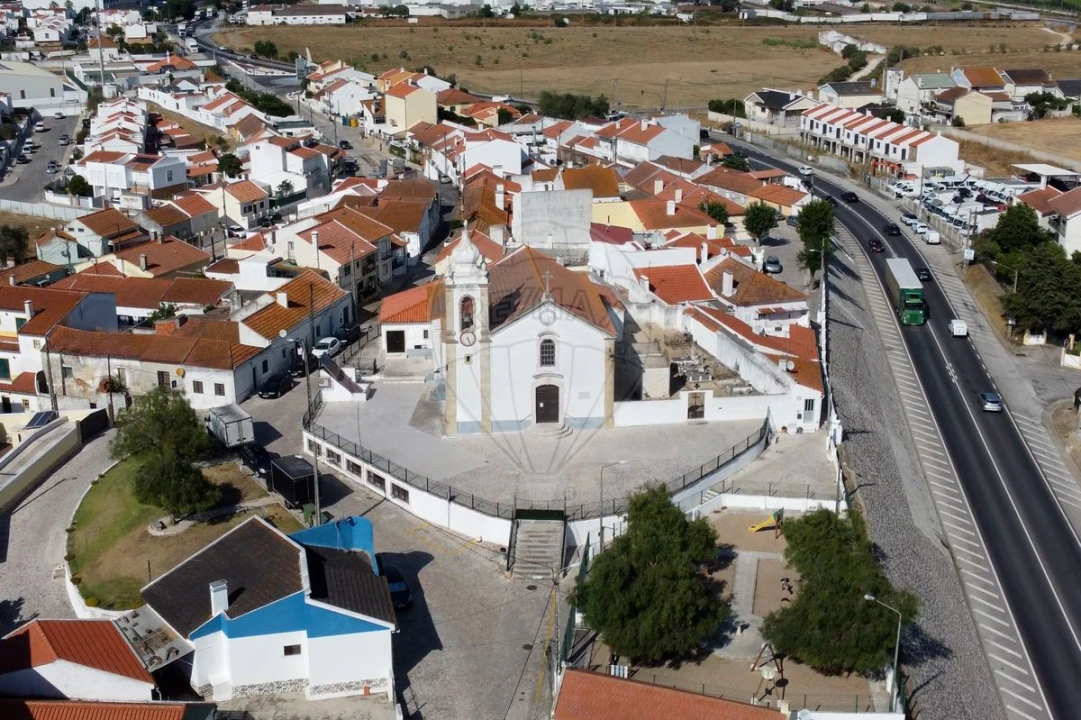 Moradia T3 para Venda em Vila Nova da Rainha Foto 47