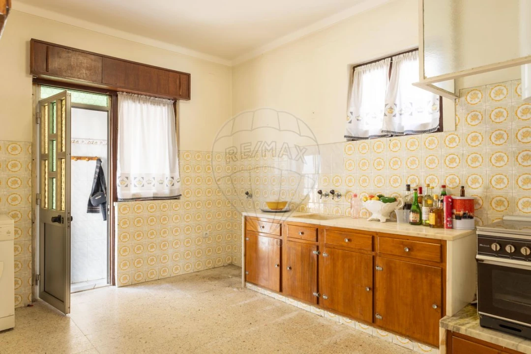 Moradia T3 para Venda em Vila Nova da Rainha Foto 4