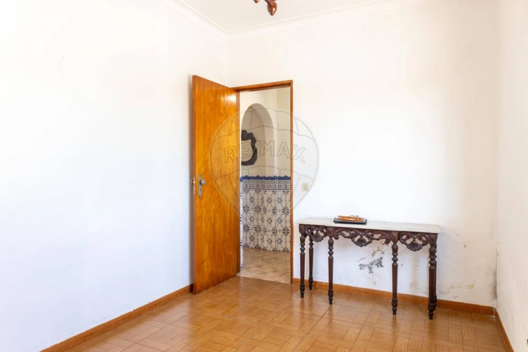 Moradia T3 para Venda em Vila Nova da Rainha Foto 14