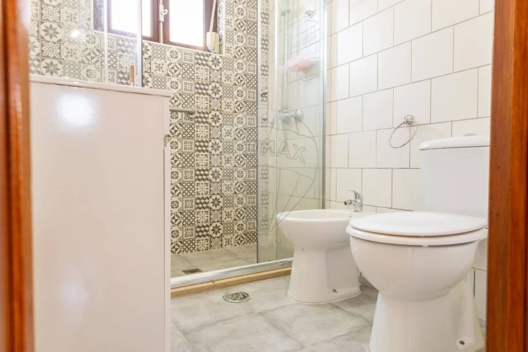 Moradia T3 para Venda em Vila Nova da Rainha Foto 27