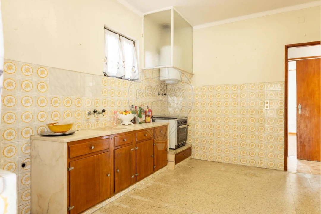 Moradia T3 para Venda em Vila Nova da Rainha Foto 5