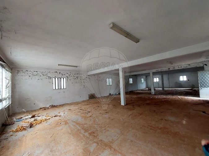 Armazém para Venda em São Jose da Lamarosa Foto 5