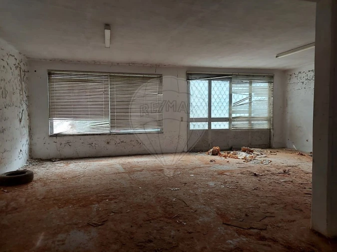 Armazém para Venda em São Jose da Lamarosa Foto 6