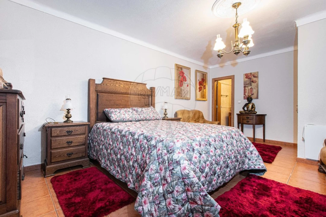 Moradia T4 para Venda em Salvaterra de Magos e Foros de Salvaterra Foto 5