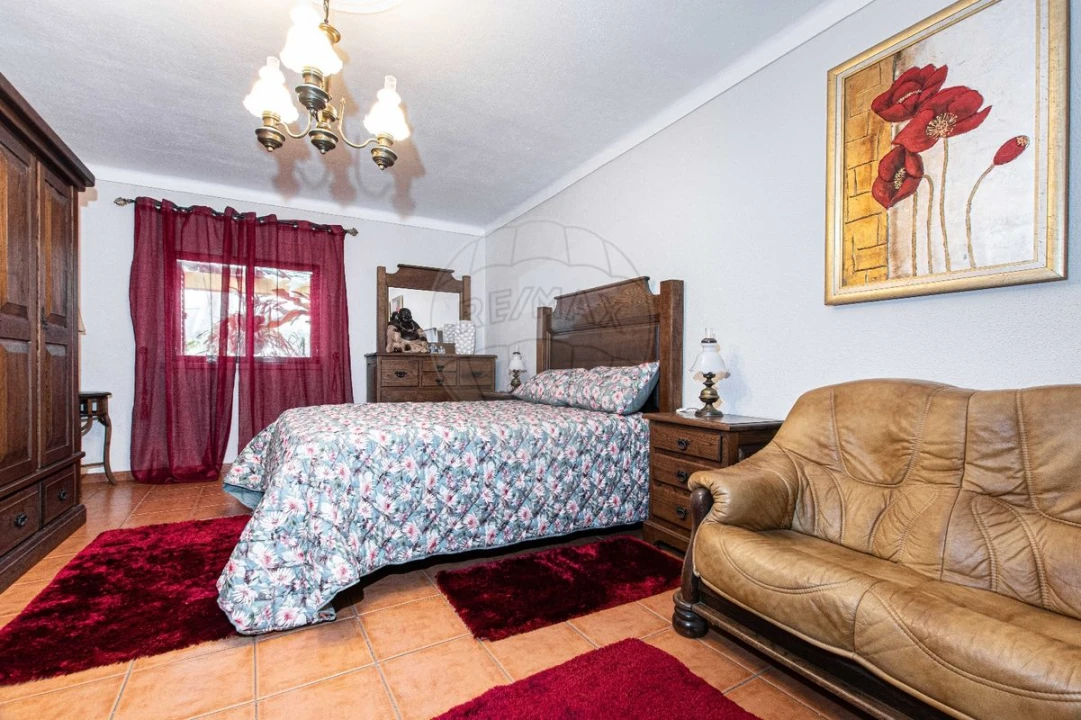 Moradia T4 para Venda em Salvaterra de Magos e Foros de Salvaterra Foto 4