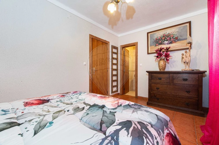 Moradia T4 para Venda em Salvaterra de Magos e Foros de Salvaterra Foto 17