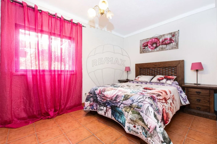 Moradia T4 para Venda em Salvaterra de Magos e Foros de Salvaterra Foto 16