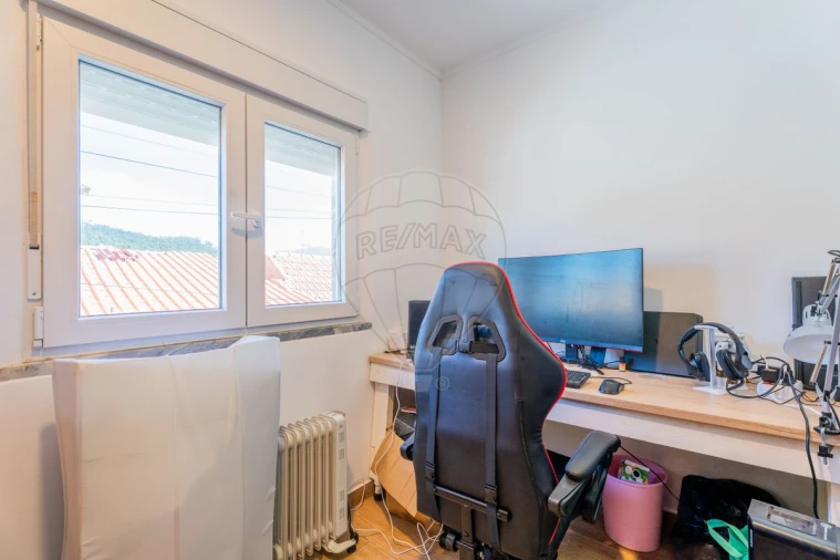 Apartamento T3 para Venda em Vila Verde dos Francos Foto 9