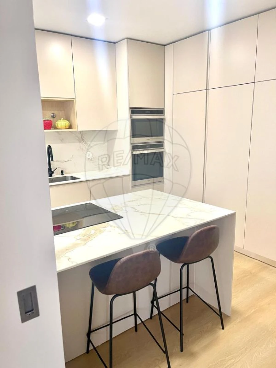 Apartamento T3 para Venda em Moscavide e Portela Foto 5