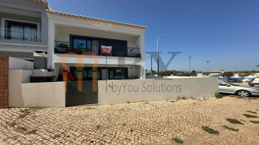 Moradia T4 para Venda em Odiaxere Foto 19