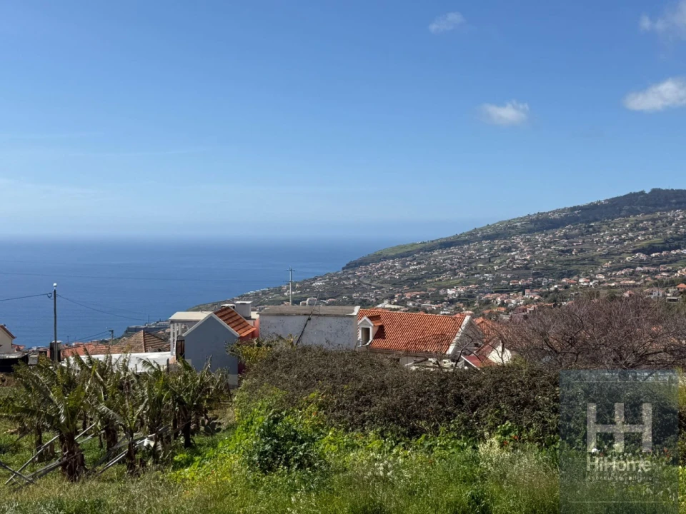 Moradia T2 para Venda em Arco da Calheta Foto 8