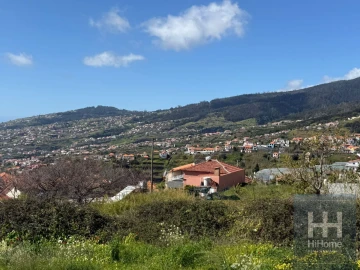 Moradia T2 para Venda em Arco da Calheta