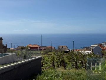 Moradia T2 para Venda em Arco da Calheta