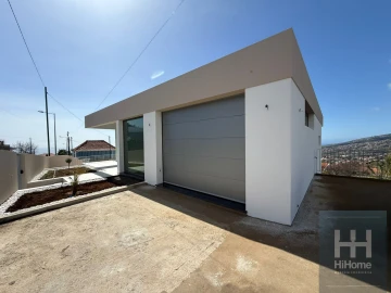 Moradia T2 para Venda em Arco da Calheta