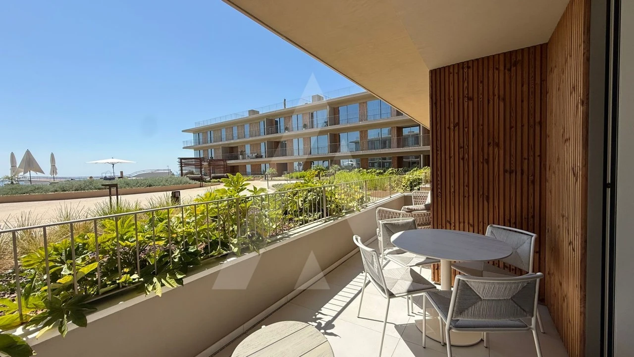 Apartamento T2 para Venda em Quarteira Foto 11