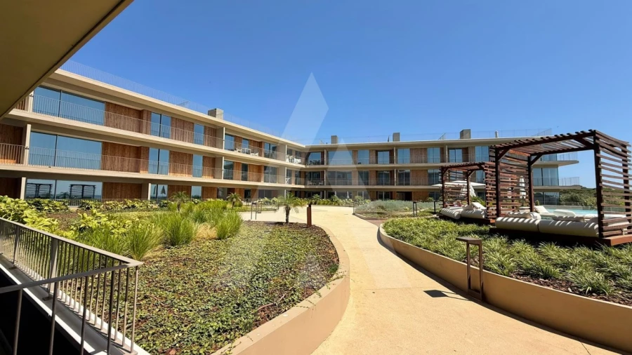 Apartamento T2 para Venda em Quarteira Foto 43