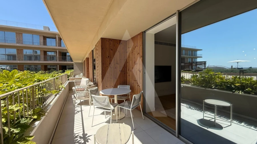 Apartamento T2 para Venda em Quarteira Foto 9