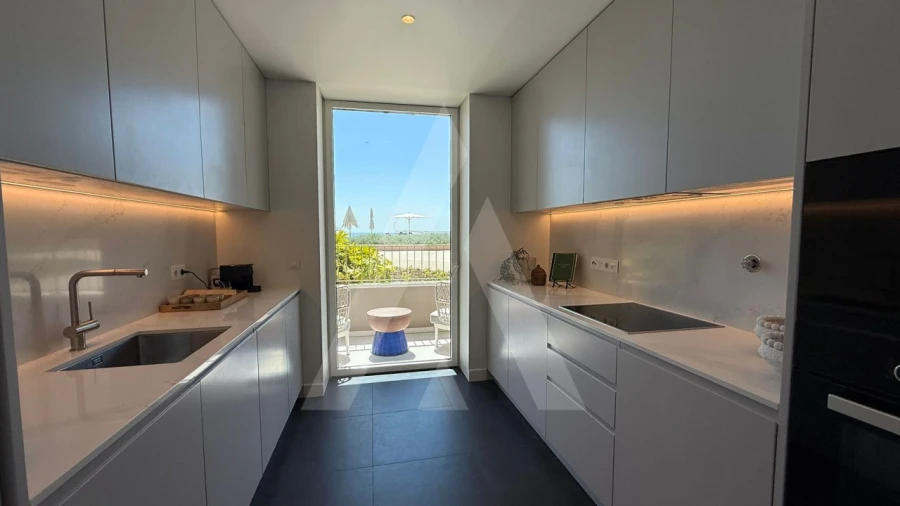 Apartamento T2 para Venda em Quarteira Foto 12