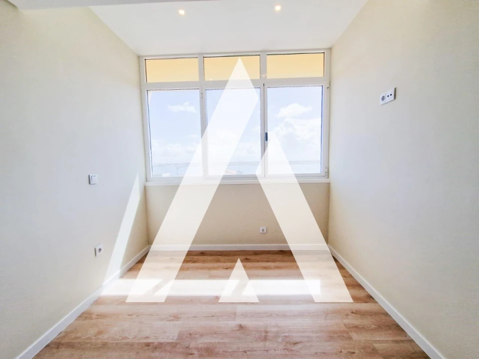 Apartamento T2 para Venda em Gafanha da Encarnação Foto 10