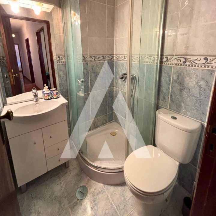 Moradia T3 para Venda em Salamonde Foto 16