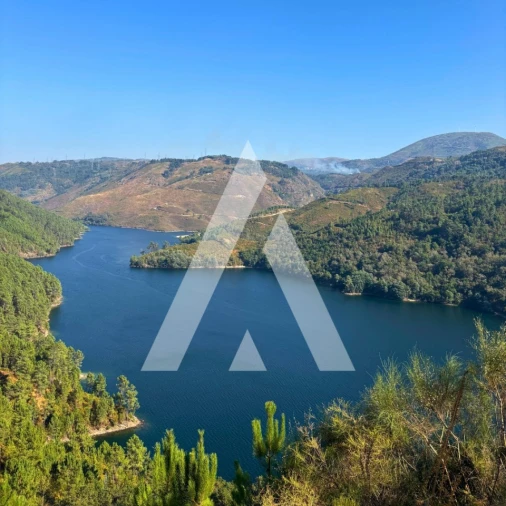 Moradia T3 para Venda em Salamonde Foto 37