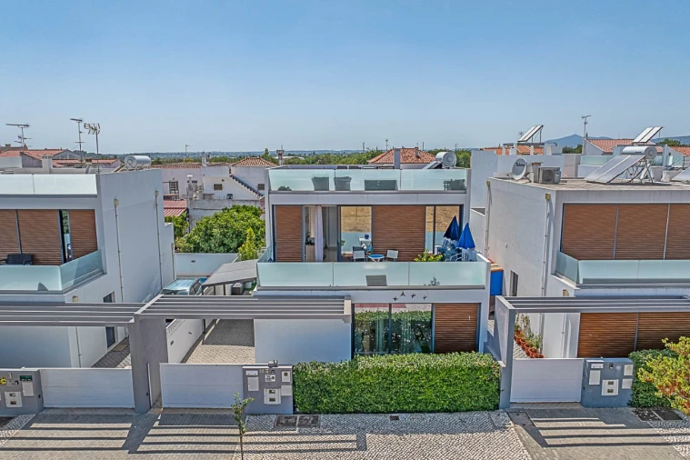 Moradia T3 para Venda em Luz de Tavira e Santo Estêvão Foto 9