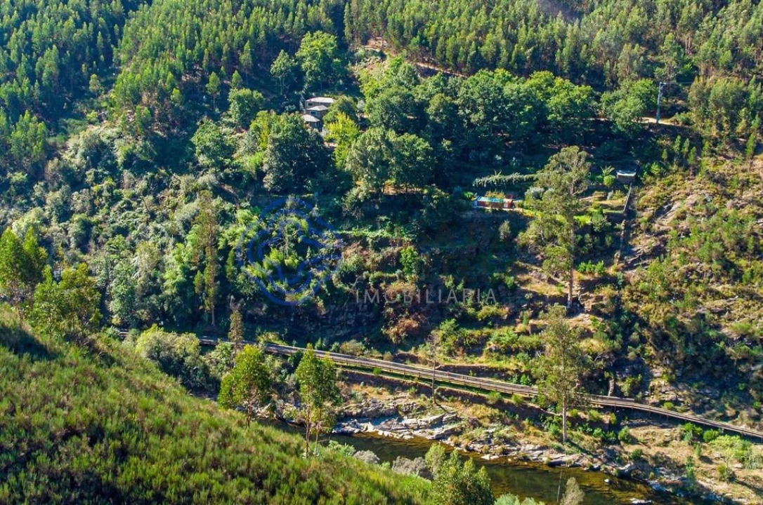 Quinta T4 para Venda em Canelas e Espiunca Foto 76