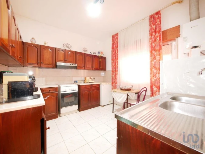 Moradia T3 para Venda em Corte do Pinto Foto 7